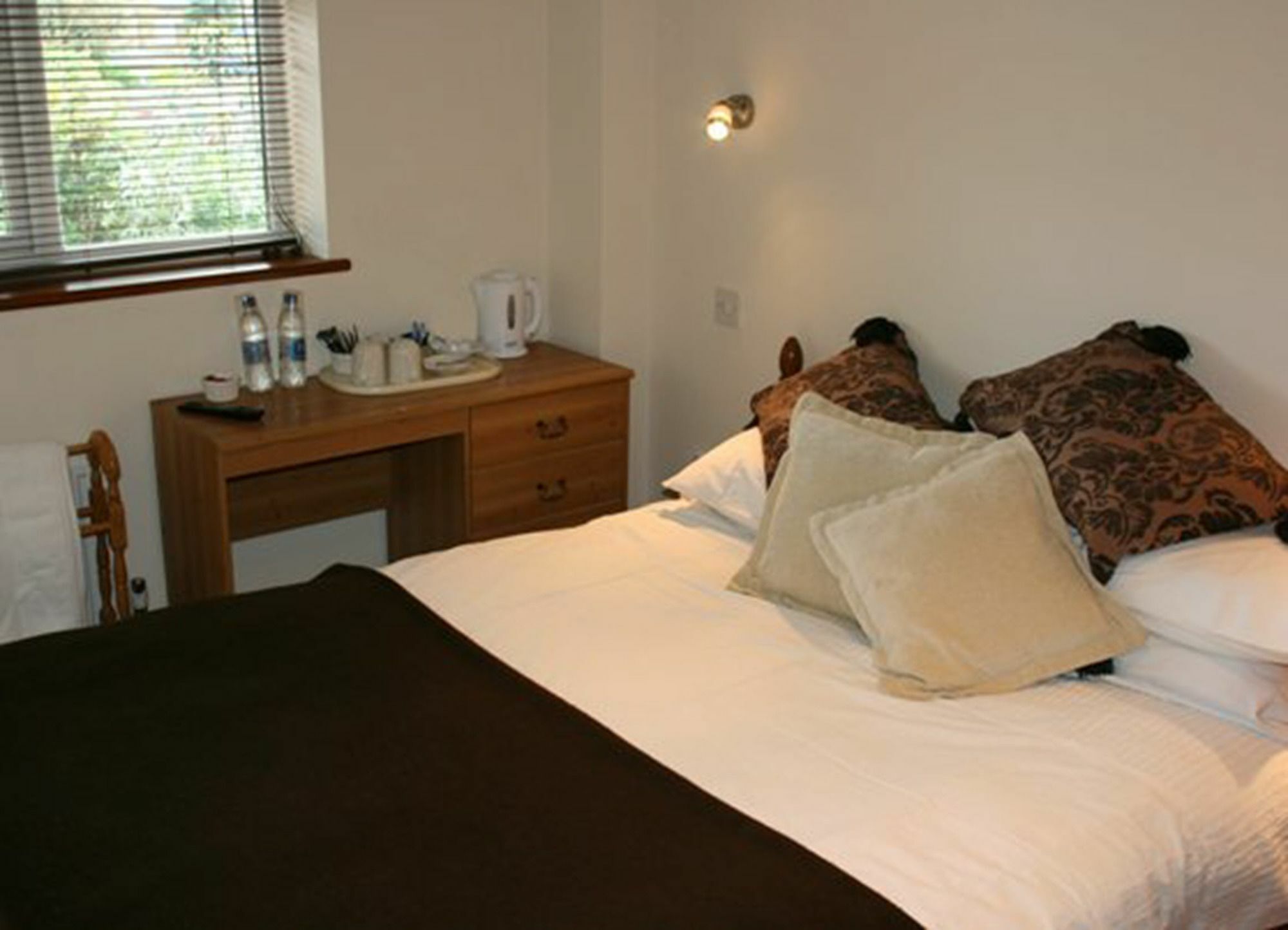 Dee & Steve'S B&B วินด์เซอร์ ภายนอก รูปภาพ